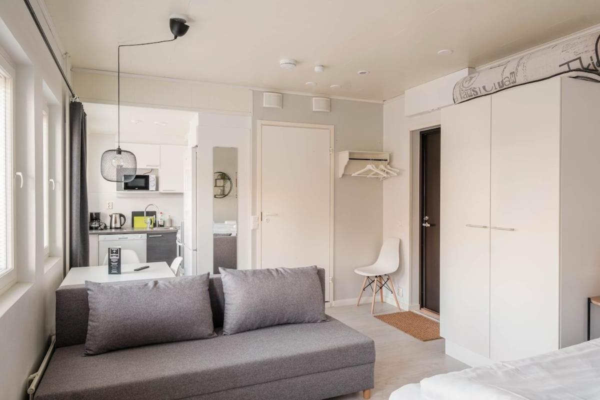 Norden Homes Quick & Easy Airport And City Centre Access 헬싱키 외부 사진